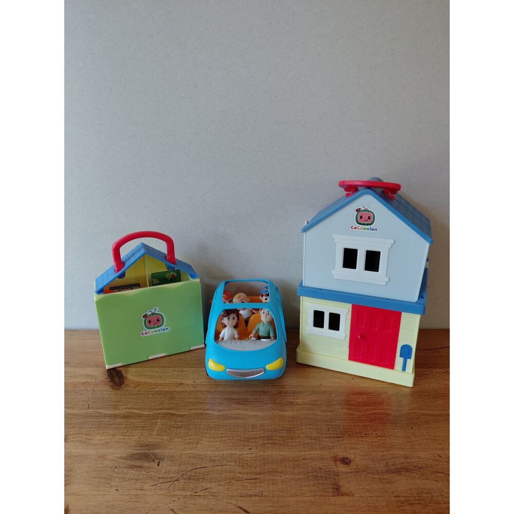 Cocomelon Interactive Play & Learn Toys Playset - image 5